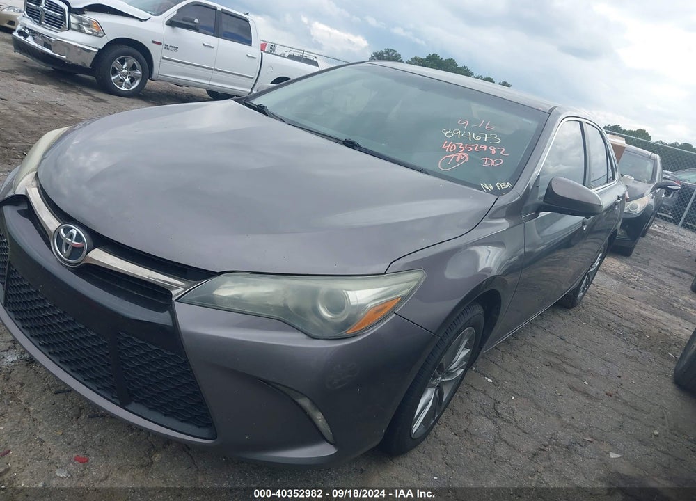 2015 TOYOTA CAMRY SE VIN: 4T1BF1FKXFU894673