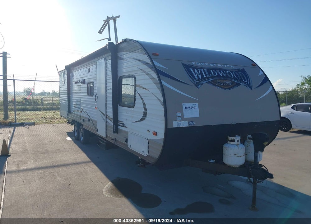 2017 FORETRAVEL MOTORHOME MOTORHOME VIN: 4X4TWDD22H7354209