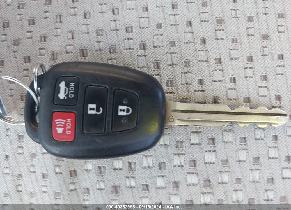 2012 TOYOTA CAMRY LE VIN: 4T1BF1FK3CU564398