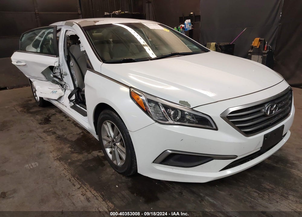 2016 HYUNDAI SONATA SE VIN: 5NPE24AF0GH313699