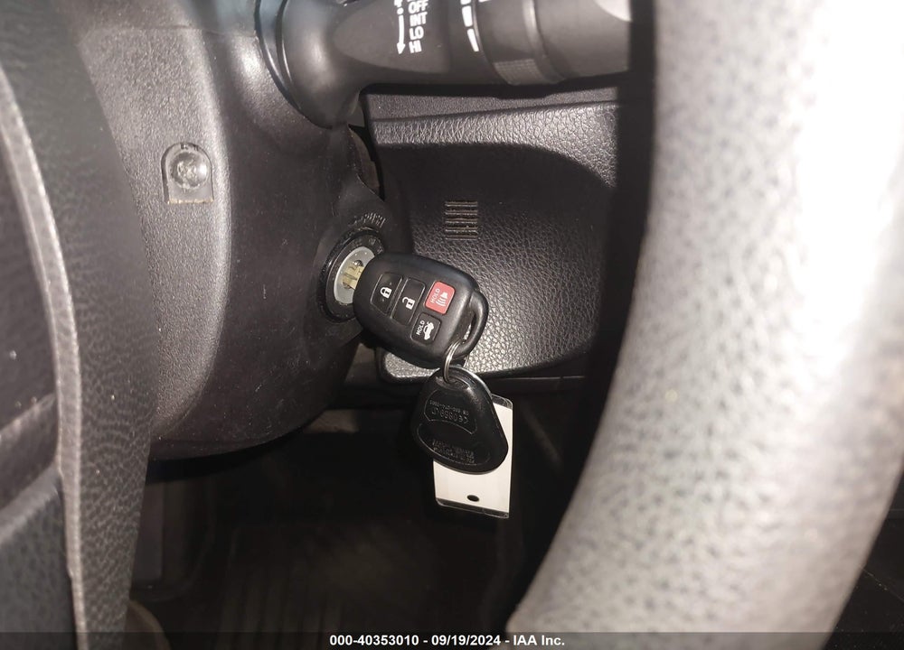 2014 TOYOTA COROLLA LE PLUS VIN: 5YFBURHE5EP114865