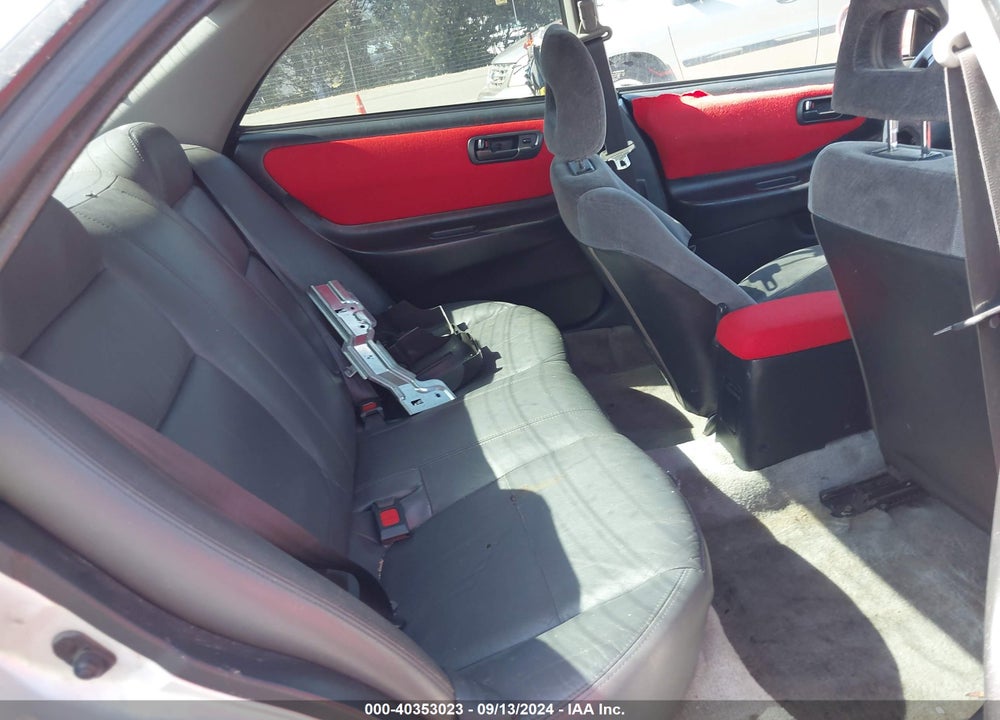 2000 ACURA INTEGRA GS VIN: JH4DB7660YS004791