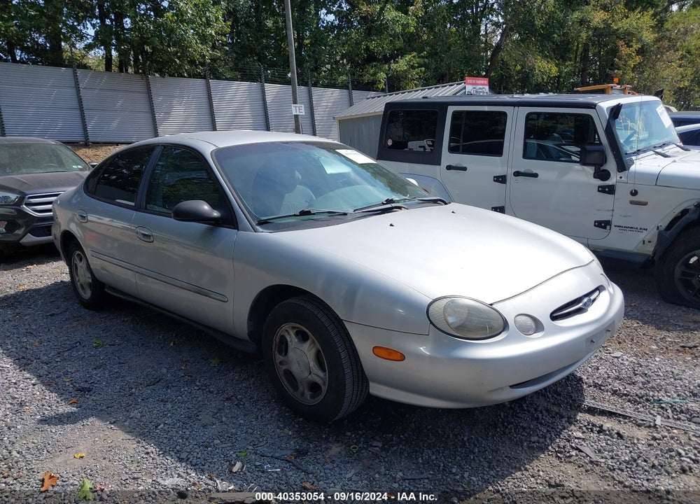 1998 FORD TAURUS LX/SE VIN: 1FAFP52U5WA125569