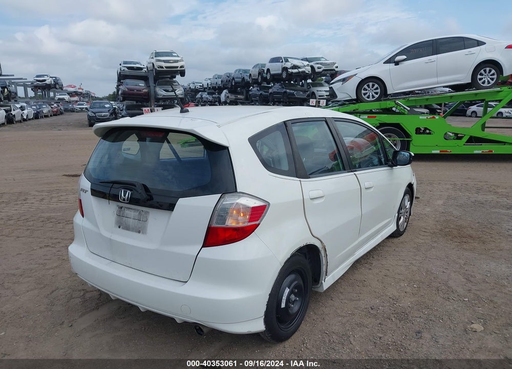 2009 HONDA FIT SPORT VIN: JHMGE886X9S022336
