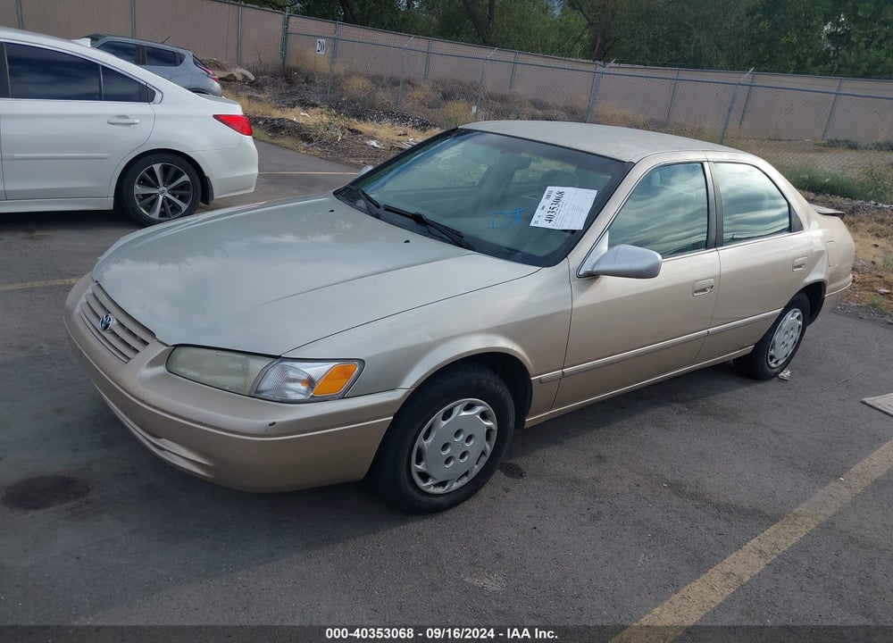 1998 TOYOTA CAMRY LE VIN: JT2BG22K8W0105224
