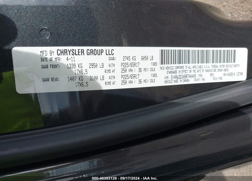 2011 VOLKSWAGEN ROUTAN SE VIN: 2V4RW3DGXBR740409