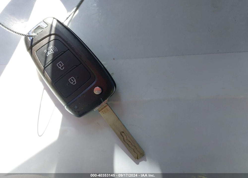 2023 HYUNDAI VENUE SEL VIN: KMHRC8A39PU248297