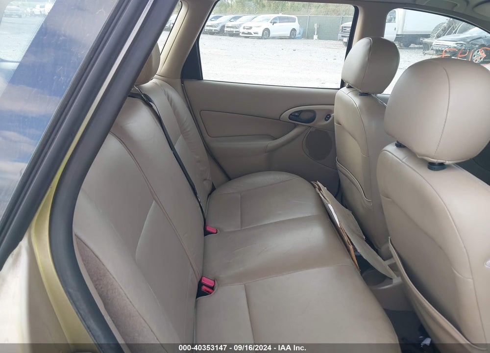 2001 FORD FOCUS SE VIN: 1FAHP36331W359574