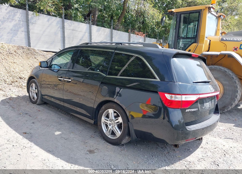2011 HONDA ODYSSEY TOURING/TOURING ELITE VIN: 5FNRL5H90BB082489