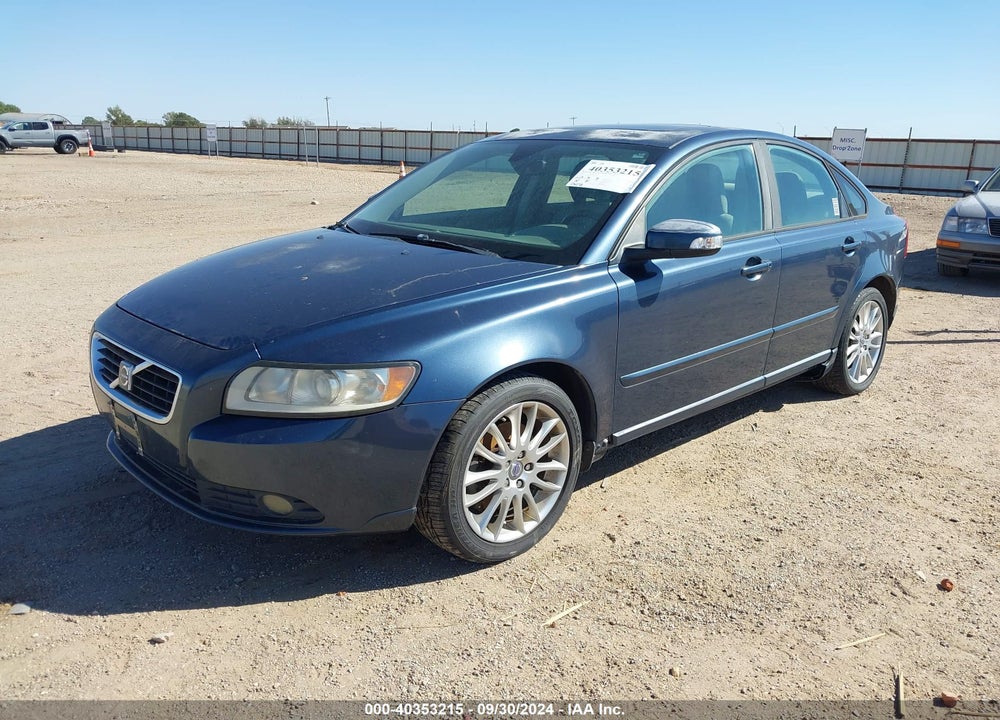 2009 VOLVO S40 2.4I VIN: YV1MS382892445620