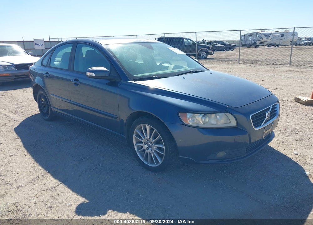 2009 VOLVO S40 2.4I VIN: YV1MS382892445620