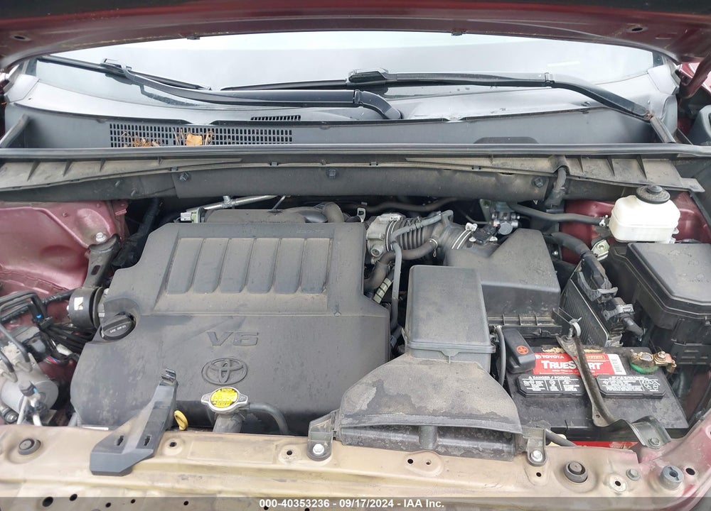 2014 TOYOTA HIGHLANDER XLE V6 VIN: 5TDJKRFH8ES064176