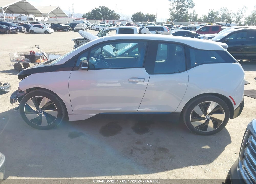 2017 BMW I3 94 AH W/RANGE EXTENDER VIN: WBY1Z8C37HV894414