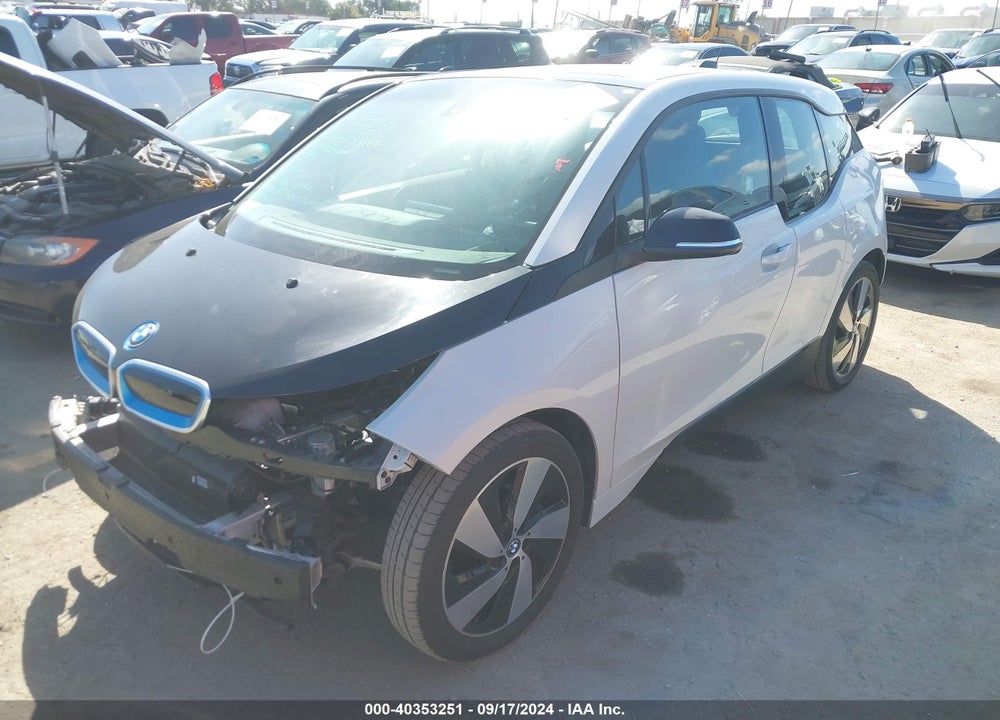2017 BMW I3 94 AH W/RANGE EXTENDER VIN: WBY1Z8C37HV894414