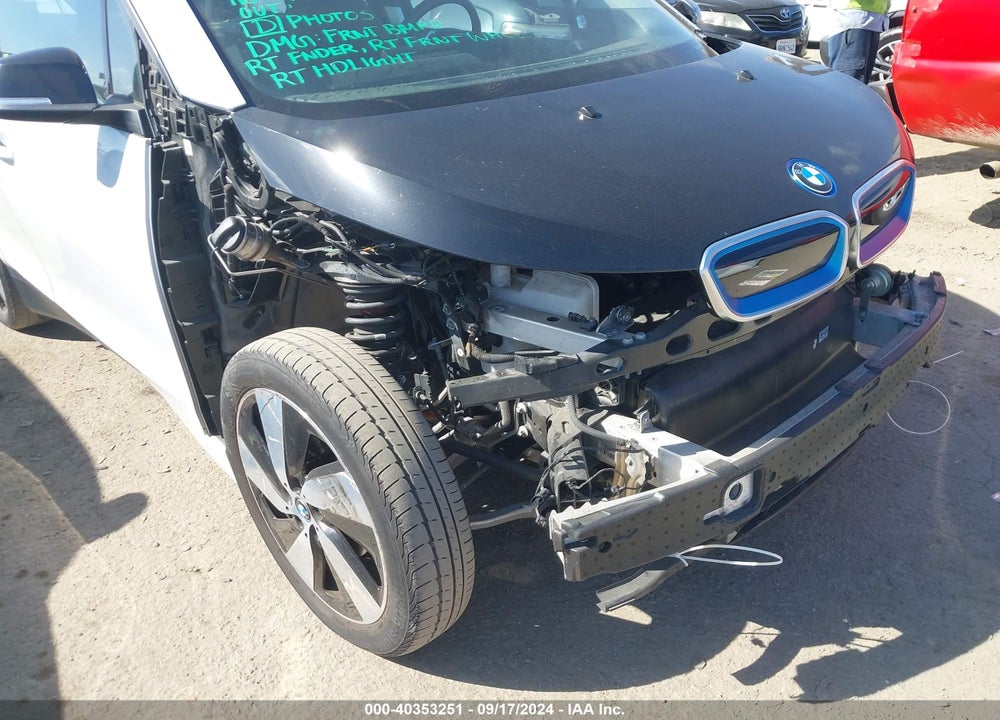 2017 BMW I3 94 AH W/RANGE EXTENDER VIN: WBY1Z8C37HV894414