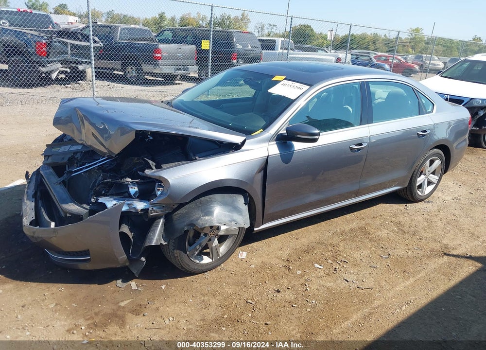 2013 VOLKSWAGEN PASSAT 2.0L TDI SE VIN: 1VWBN7A38DC145204