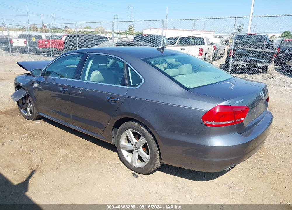 2013 VOLKSWAGEN PASSAT 2.0L TDI SE VIN: 1VWBN7A38DC145204