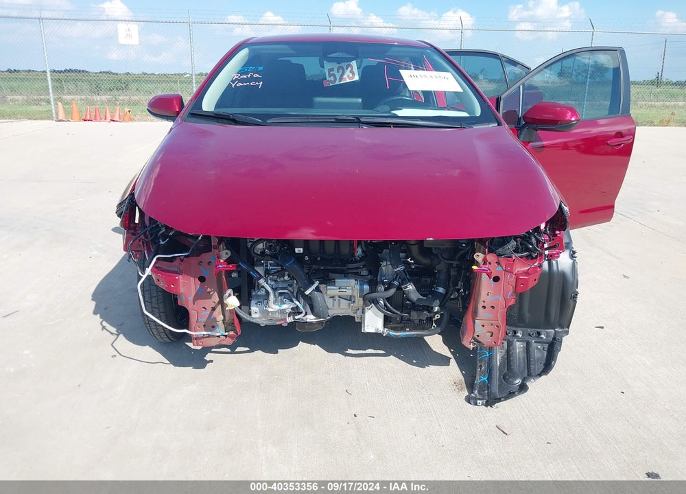 2024 TOYOTA COROLLA LE VIN: 5YFB4MDE3RP196545