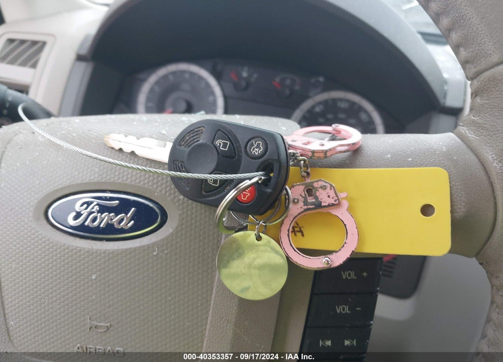 2010 FORD ESCAPE XLT VIN: 1FMCU0DG7AKD12262
