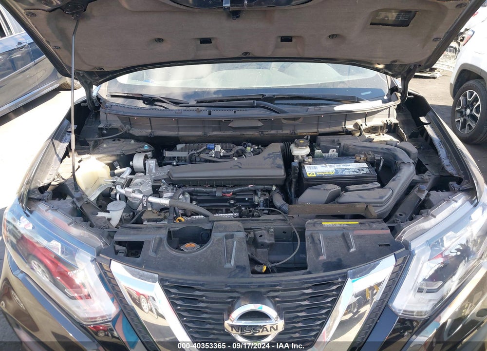 2017 NISSAN ROGUE VIN: 5N1AT2MN0HC775160