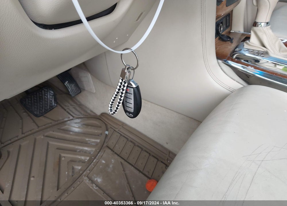 2013 INFINITI QX56 VIN: JN8AZ2NE8D9041458