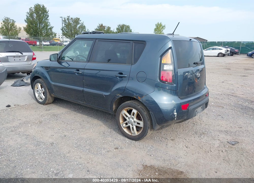 2011 KIA SOUL VIN: KNDJT2A26B7309358