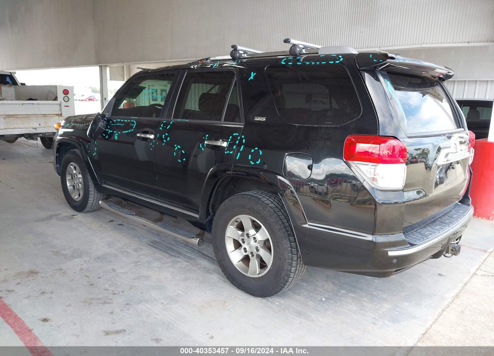 2013 TOYOTA 4RUNNER SR5 VIN: JTEZU5JR2D5053602