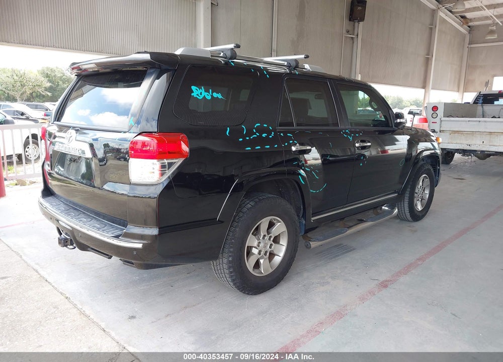 2013 TOYOTA 4RUNNER SR5 VIN: JTEZU5JR2D5053602
