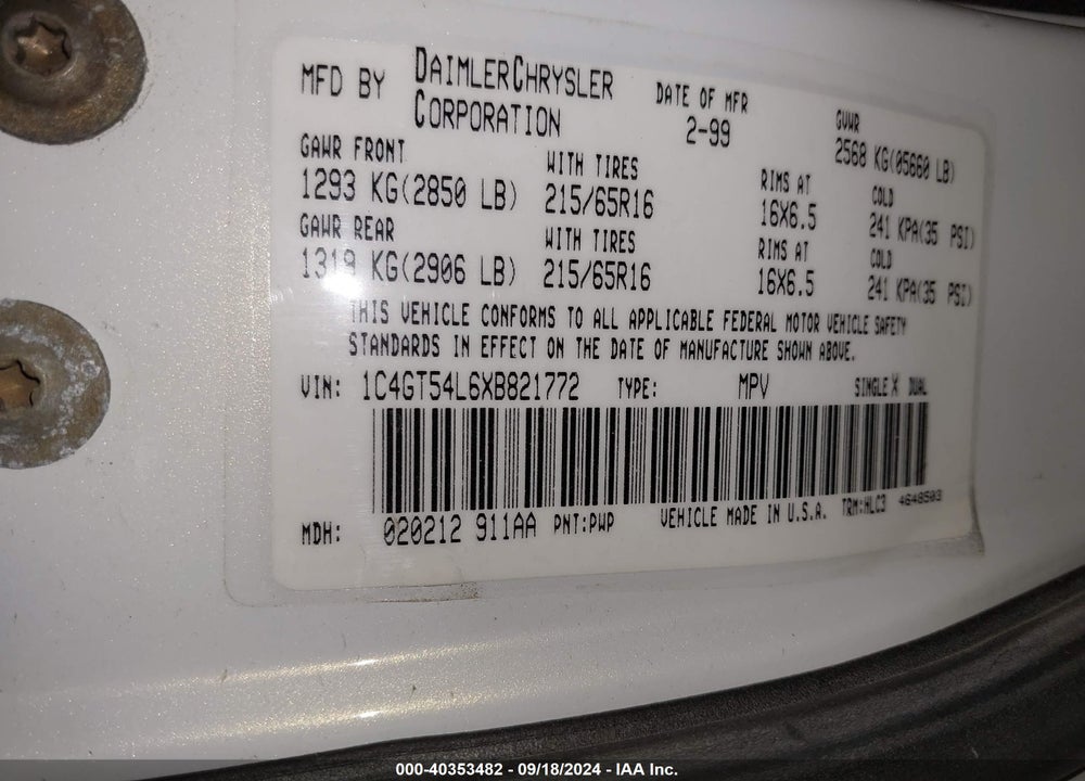 1999 CHRYSLER TOWN & COUNTRY LX VIN: 1C4GT54L6XB821772