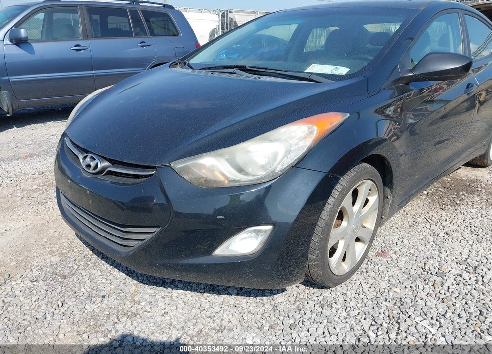 2011 HYUNDAI ELANTRA LIMITED VIN: 5NPDH4AE4BH021211
