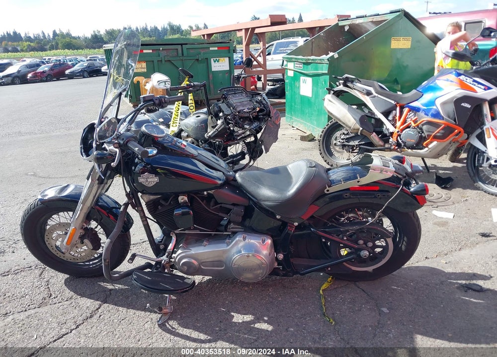 2017 HARLEY-DAVIDSON FLS SOFTAIL SLIM VIN: 1HD1JRV13HB045472