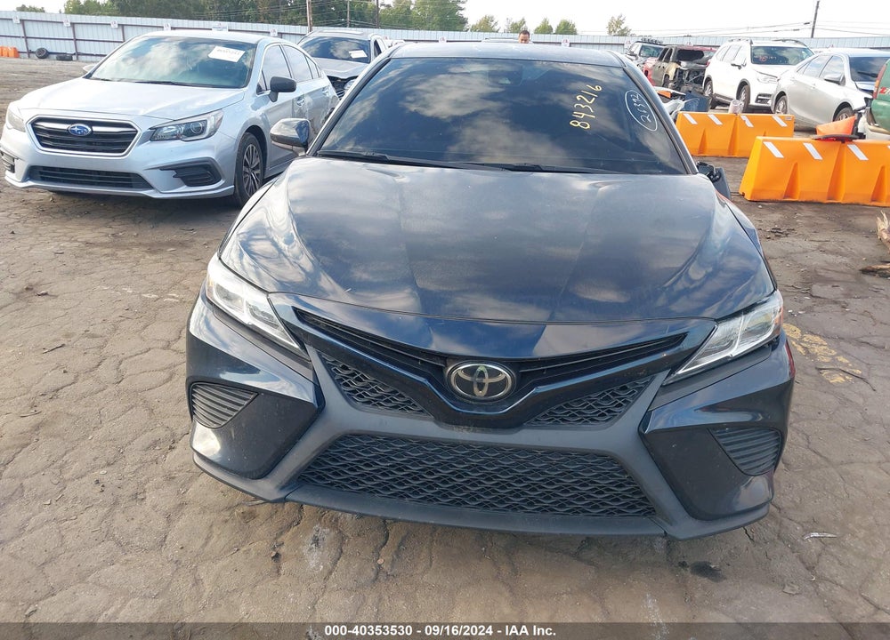 2019 TOYOTA CAMRY SE VIN: 4T1B11HK5KU843216