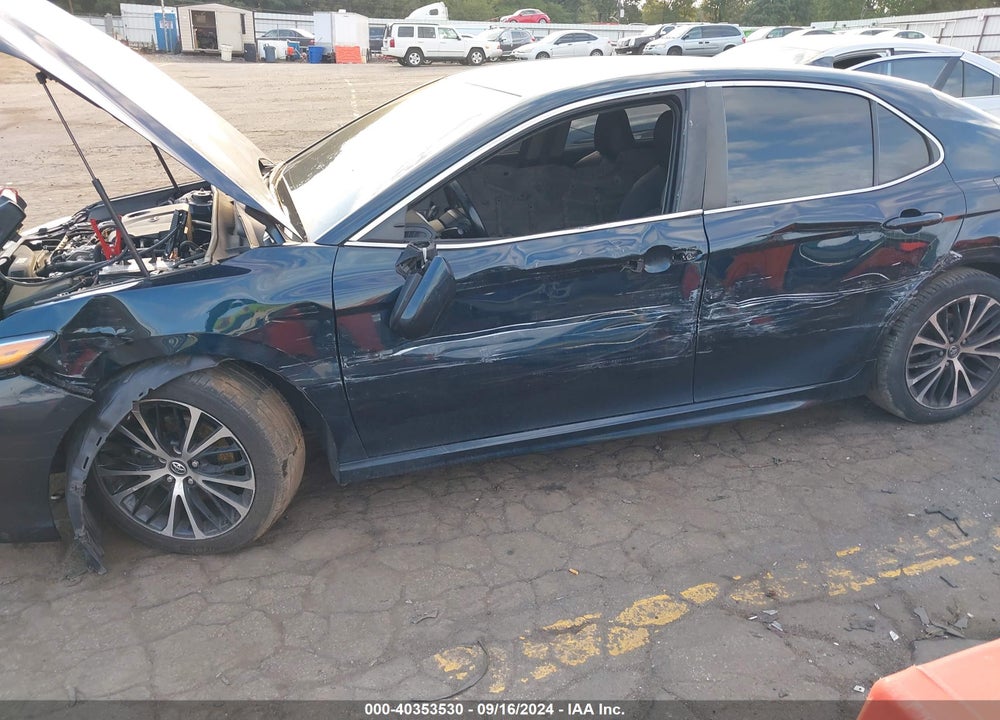 2019 TOYOTA CAMRY SE VIN: 4T1B11HK5KU843216