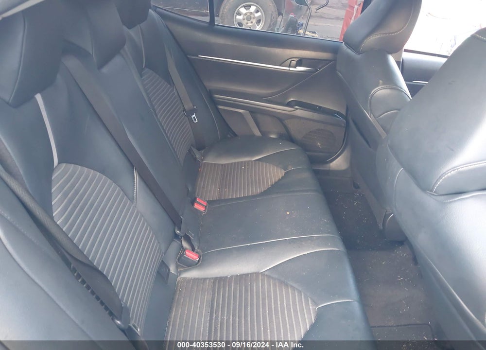 2019 TOYOTA CAMRY SE VIN: 4T1B11HK5KU843216