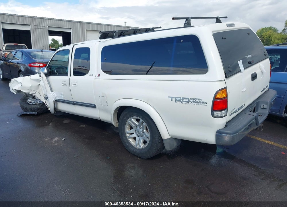 2003 TOYOTA TUNDRA SR5 V8 VIN: 5TBBT441X3S405139