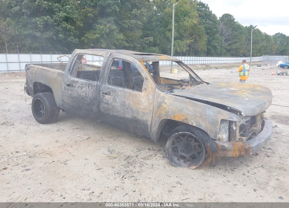 2008 CHEVROLET SILVERADO 1500 LT2 VIN: 3GCEC13J68G251300