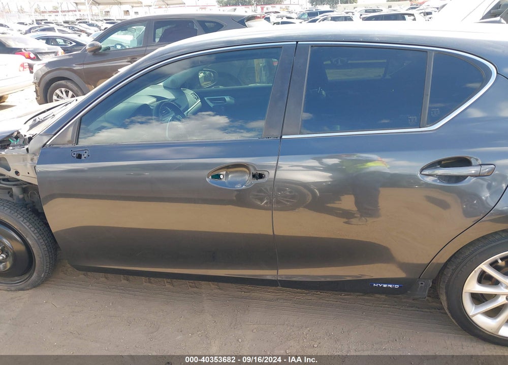2011 LEXUS CT 200H PREMIUM VIN: JTHKD5BH2B2028501
