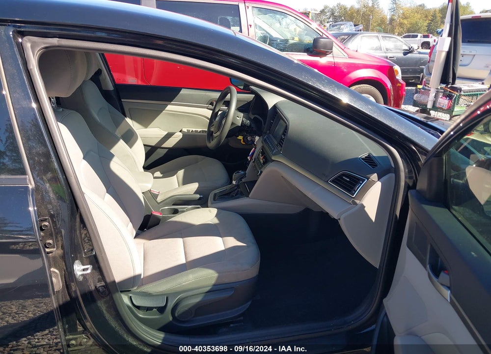 2018 HYUNDAI ELANTRA SEL VIN: 5NPD84LF7JH249918
