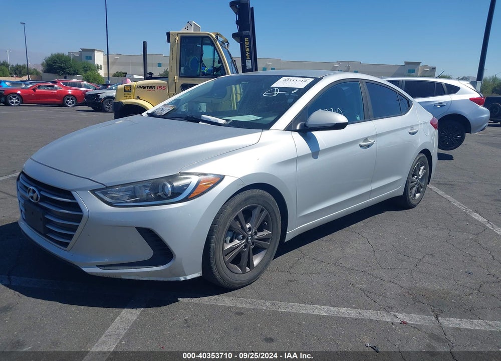 2018 HYUNDAI ELANTRA SEL VIN: 5NPD84LF5JH345630
