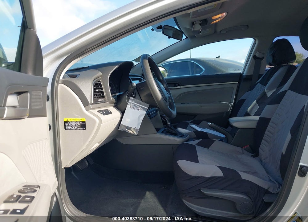 2018 HYUNDAI ELANTRA SEL VIN: 5NPD84LF5JH345630