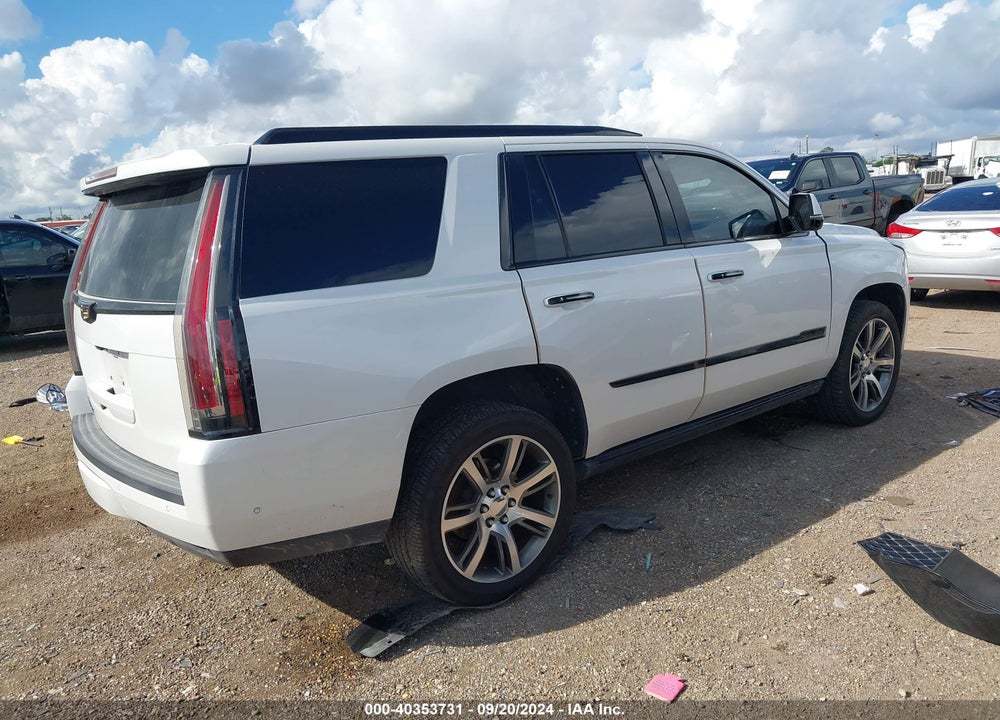 2018 CADILLAC ESCALADE PREMIUM LUXURY VIN: 1GYS3CKJ3JR279913
