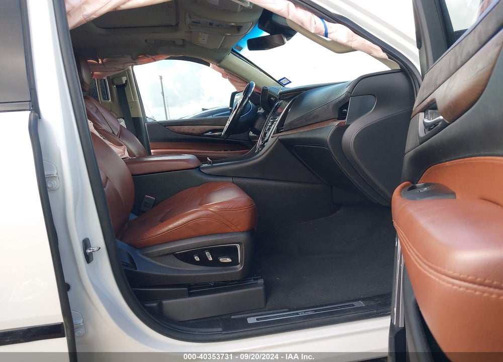 2018 CADILLAC ESCALADE PREMIUM LUXURY VIN: 1GYS3CKJ3JR279913