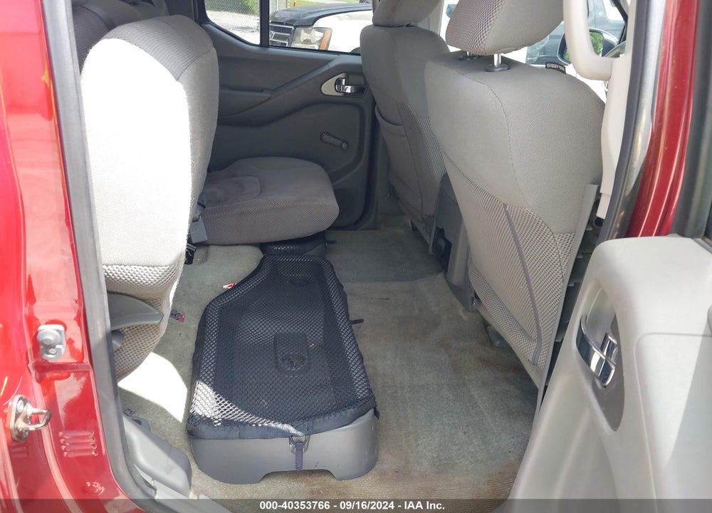 2015 NISSAN FRONTIER VIN: 1N6AD0ER0FN766173