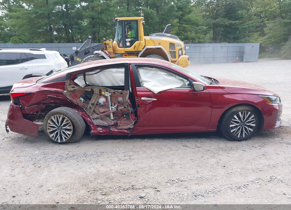 2024 NISSAN ALTIMA SV FWD VIN: 1N4BL4DV4RN405250