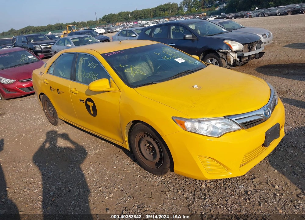 2014 TOYOTA CAMRY HYBRID LE VIN: 4T1BD1FK5EU140696