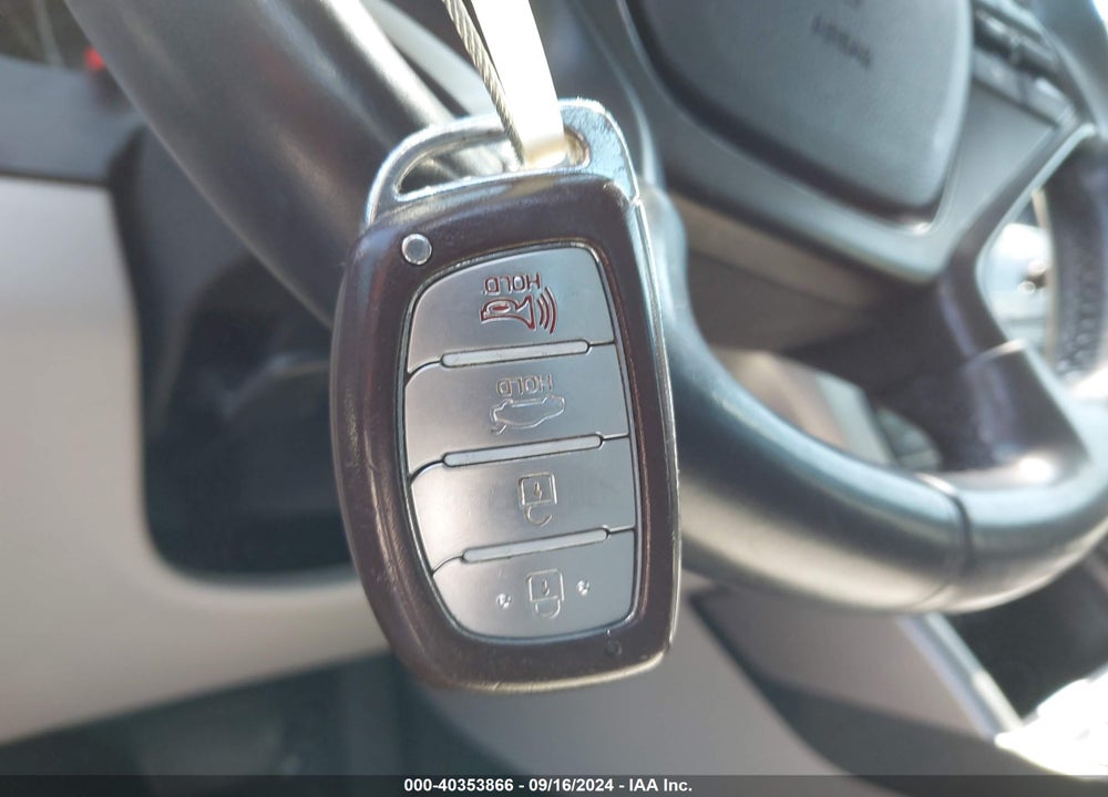 2015 HYUNDAI SONATA LIMITED VIN: 5NPE34AF2FH065791