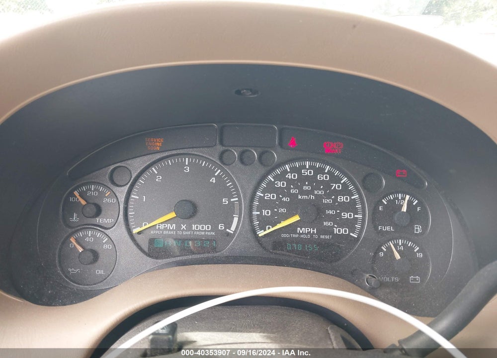 2001 CHEVROLET BLAZER LS VIN: 1GNDT13W212189097