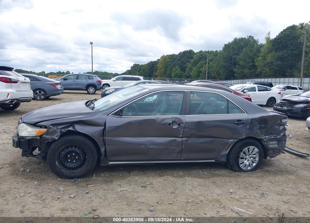 2014 TOYOTA CAMRY LE VIN: 4T1BF1FK2EU426662