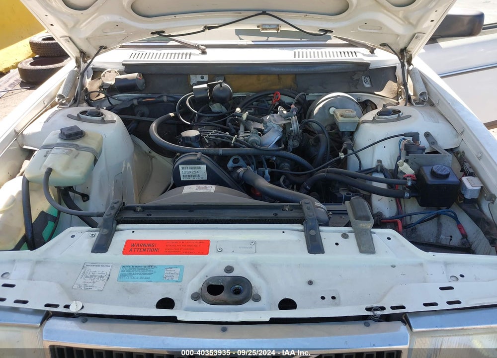 1989 VOLVO 245 DL/GL VIN: YV1AX8853K1830610
