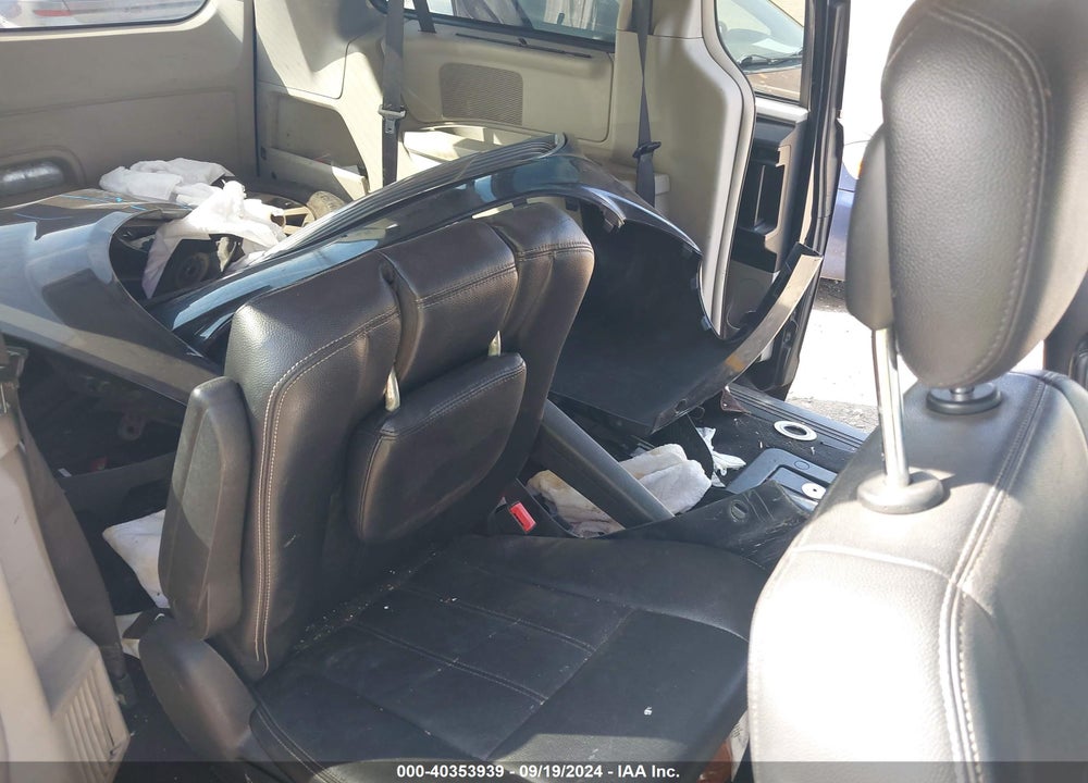 2014 CHRYSLER TOWN & COUNTRY TOURING VIN: 2C4RC1BG6ER408319